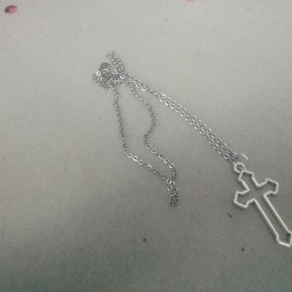 Silver Plated Cross Crucifix Necklace - Picture 2 of 2